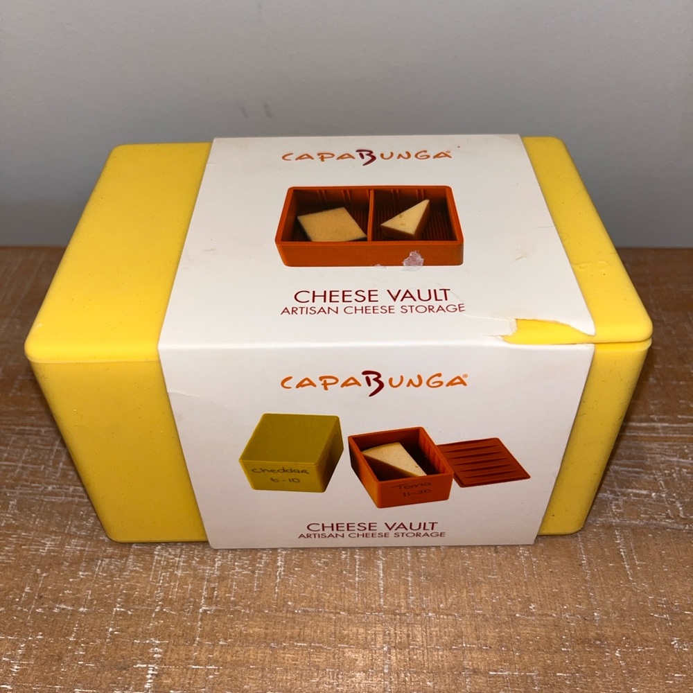 NEW CapaBunga Cheese Vault Yellow Cheese Storage Brand New